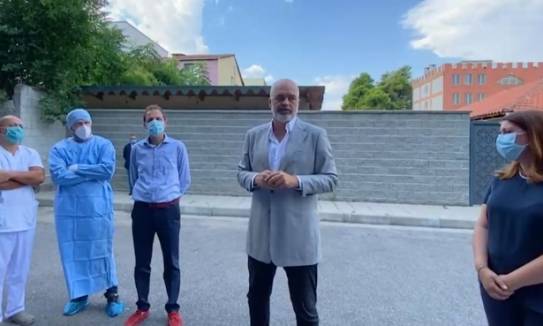 Nuk do kete mbyllje dhe izolime- Rama: Kemi bere rezervim per vaksinen anti-Covid